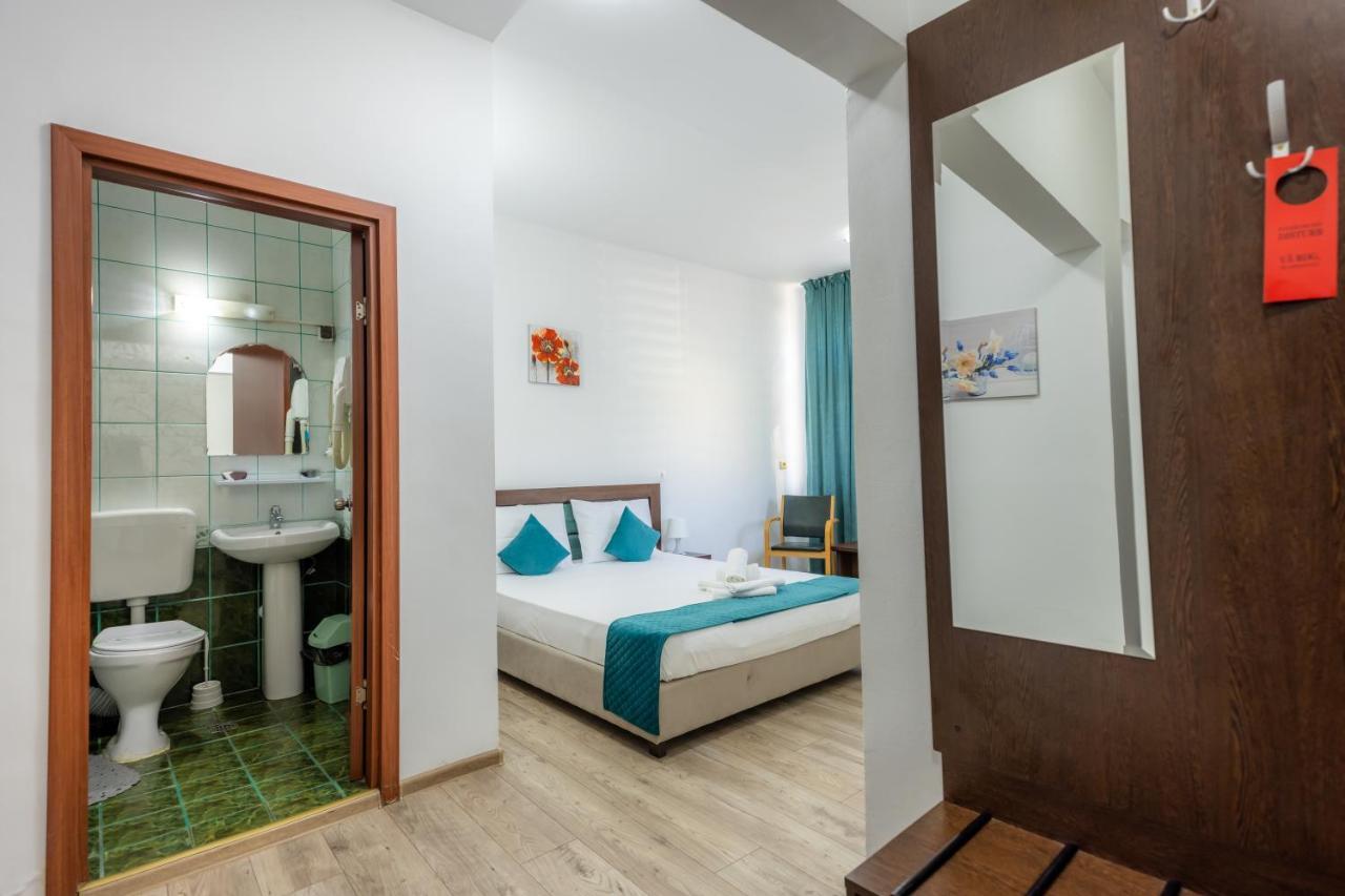 בוקרשט Hotel Sir Lujerului מראה חיצוני תמונה